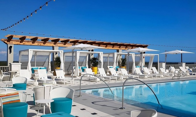 Baytowne Wharf Apartment | Pleasant Stay! Outdoor Pool, Pets Allowed, Near Versace Mansion!