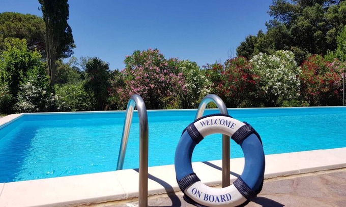 Nettuno House | Pleasing Naturehouse with pivate swimming pool