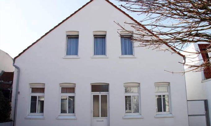 Norderney House | Plenty of space for up to 8 people in a prime location