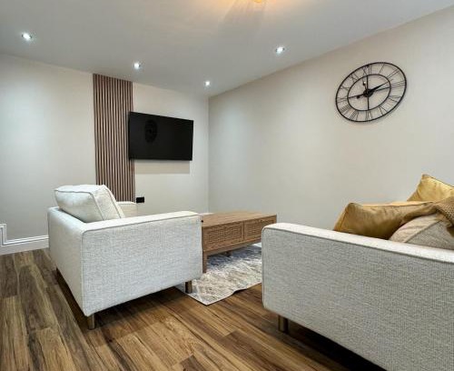 Headingley House | Plush Leeds Bungalow, Free Parking
