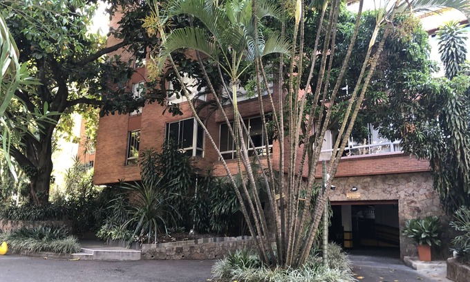 Patio Bonito Apartment | Poblado cozy two Bedroom fully furnished apartment