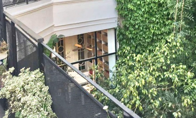 Belgrano House | Poetry House -5 BR House, 3 floors, Garden + Terrace + Private Pool