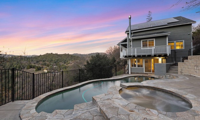 Julian House | Polaris Ridge Julian Getaway: Jacuzzi, Game Room & Starry Skiesn