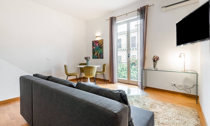 Borgo Vecchio Apartment | Politeama Glamour - Apartment with Terrace x6
