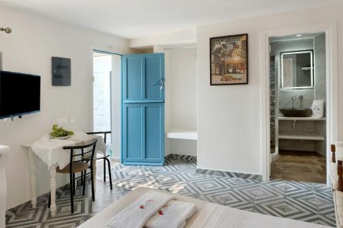 Amorgos Apartment | Politimi Studio N8