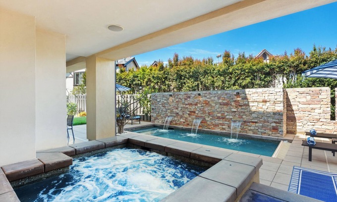 La Jolla Shores House | Pool/Hot Tub/A/C/Parking/Short Walk to Beach