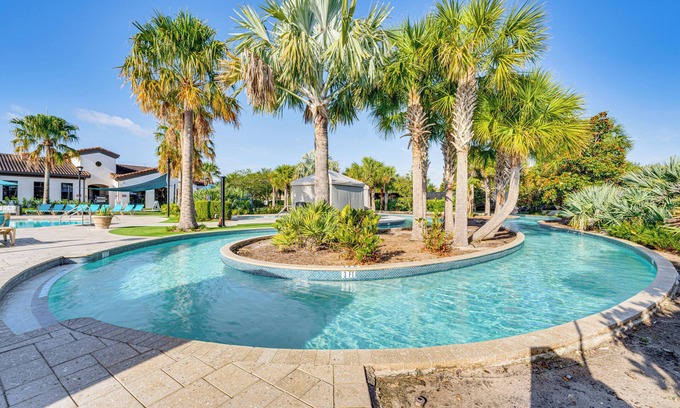 Four Corners Cottage | Pool & Lazy River: Windsor House 9 Mi to Disney!