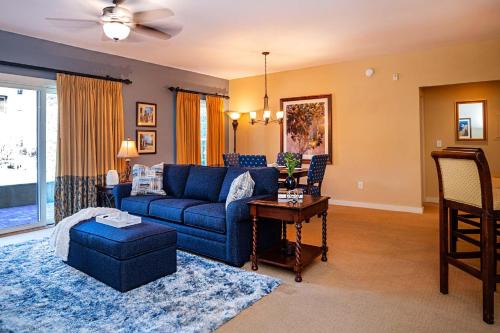 St. Augustine House | Poolside Condo w patio near hot tub 5112P1
