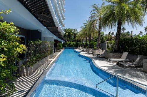 Rawai Apartment | Poolside Rawai Condo Sea View by IBG Property 202