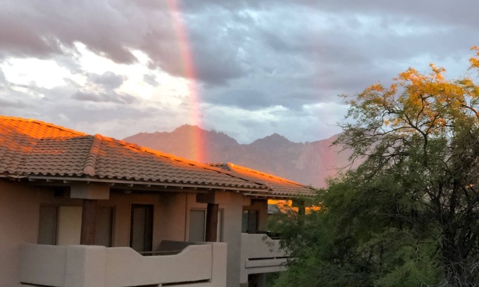 Rancho Vistoso Condo | Poolside Resort Living with Mountain Views!