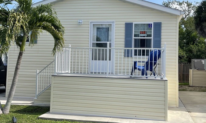 Iona Resort | Popular Indian Creek RV Resort 2 bed / 2 bath