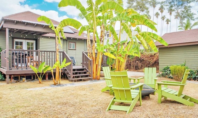 Downtown Los Angeles House | Porch & Lush Garden Bright 3BR Escape