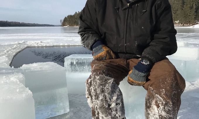 Rainy River District Cabin | Porch Rules, Loon Lake in BWCA Minnesota, Ontario Border Waters