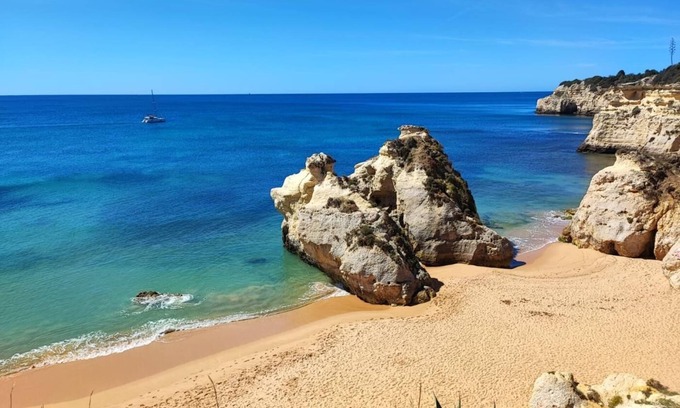 Alporchinhos Apartment | Porches | Holiday Accommodation in Zulmar Resort, Algarve