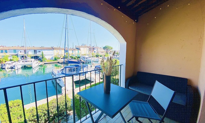 Port Grimaud Apartment | Port-Grimaud, Large Studio Mezzanine, Canal View