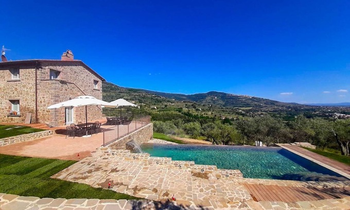 Cortona Villa | Porta Berarda - Five Bedroom Villa, Sleeps 10