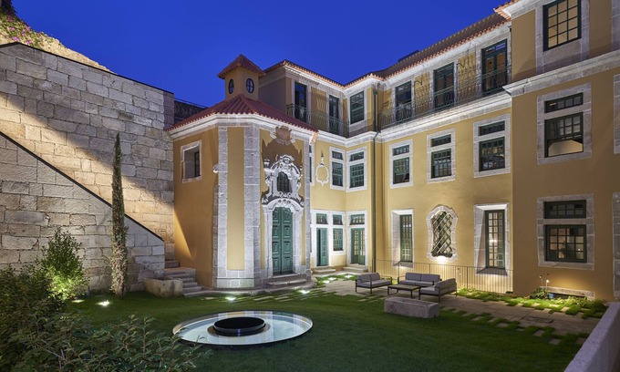 Centro / Baixa Hotel | PortoBay Flores