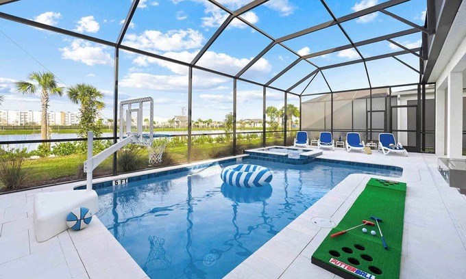 Florida Center House | Posh Paradise | BEST location & in-house amenities: luxe pool, arcade, theme BRs