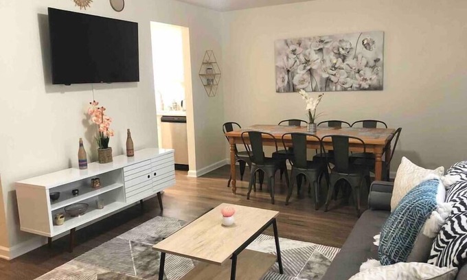 Durham House | ★Posh Place ★ King Bed ★ Long Term Stays ★ Duke★