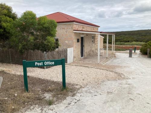 Warrenben House | Post Office Lodge - Dhilba Guuranda-Innes National Park
