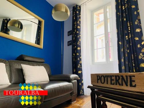 Aubeterre-sur-Dronne Apartment | Poterne- Logement raffiné avec jardin