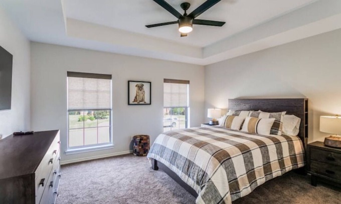 Southlake House | Potomac Pond