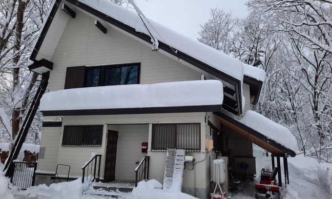 Hokujo Cabin | Powder Peak Misorano Free courtesy car