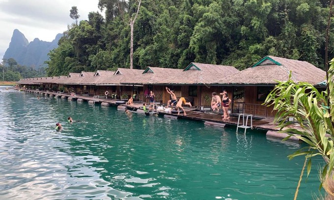 Ban Ta Khun Resort | PraiwanRaftHouse แพไพรวัลย์