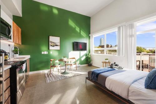 West End Apartment | Premier Designer Studio in Central West End DT