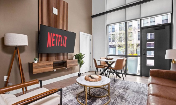 Mile Square Apartment | Premier Downtown Indy Pad