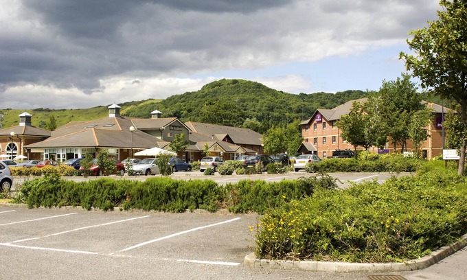 Hawkinge Hotel | Premier Inn Folkestone - Channel Tunnel
