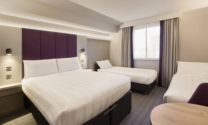 City Centre Hotel | Premier Inn Stratford-Upon-Avon Central