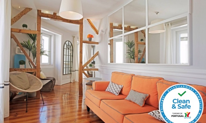 Sacramento Apartment | Premium apartment in the heart of Chiado, close to Rossio and Castle views