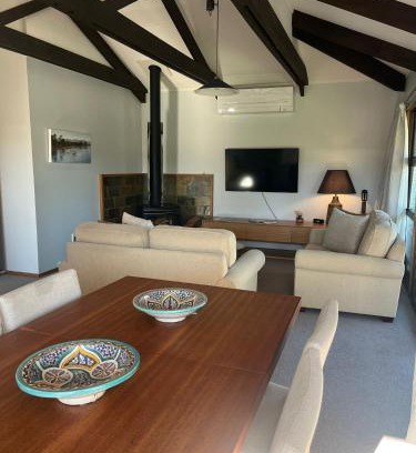 Nelson South House | Premium Nelson Location