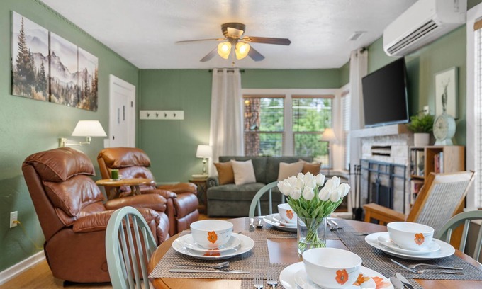 Mountain Club Cabin | Prescott Pine Mtn Cabin Vacation Rental | 1-BR in Pine Forest | 2Mi to Whisky Row Sleeps 6