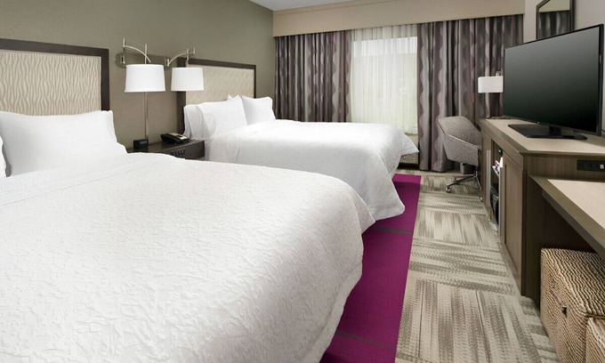 Hattiesburg House | Prestige Haven for Your Loved Ones! Free Breakfast