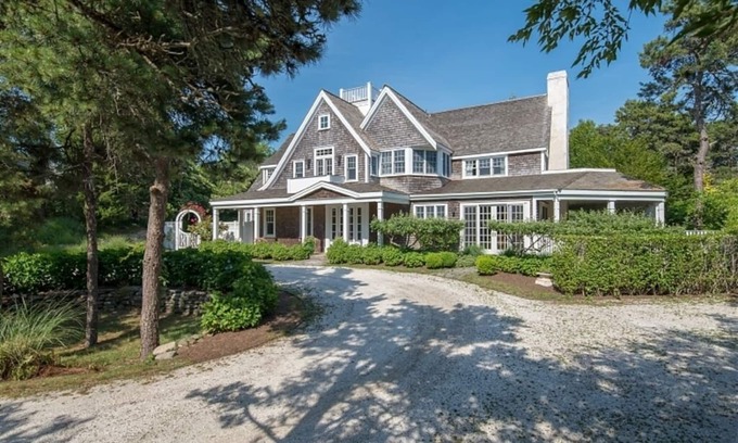 Monomoy House | Prestigious Monomoy Mansion with Heated Pool and Provence Flair