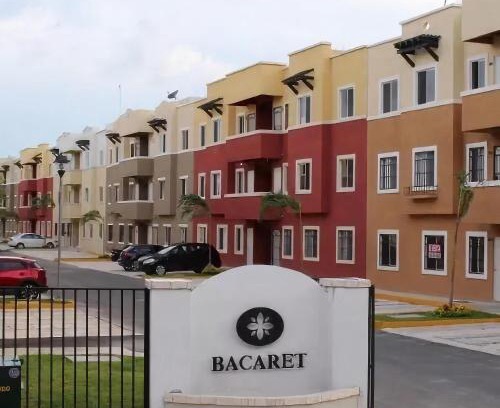 Cancun Apartment | Pretty Apartment HOEStel Bacaret!