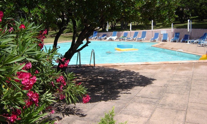 Sainte-Lucie-de-Porto-Vecchio Villa | Pretty mini villa 50 m from the beach in a small residence with swimming pool