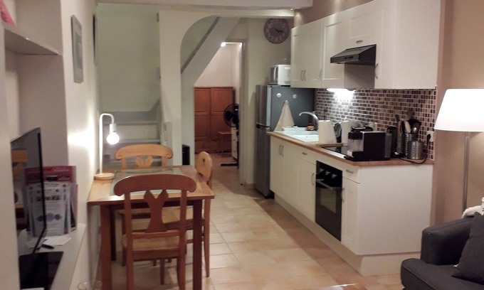 Bagnols-en-Foret House | Pretty village house 4 pers 57m squared in typical Provencal village