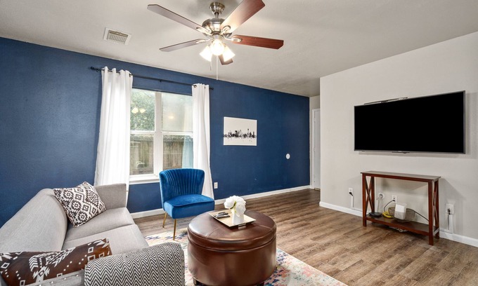 Cypress Apartment | Price Drop!20% Off[Pet friendly]3Br & 2Bath Apt-12C