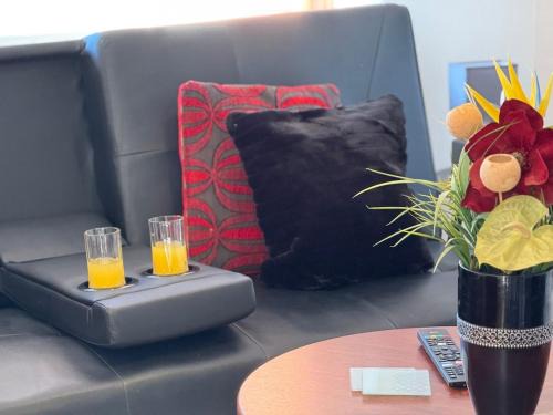Luton Villa | PRIME LOCATION Luton home - FREE PARKING