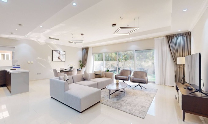 Jumeirah Village Circle Villa | Primestay - JVC Villa 4