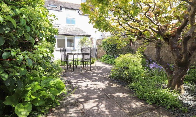 Keswick Cottage | Primrose Cottage