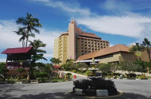 Batu Buruk Hotel | Primula Beach Hotel