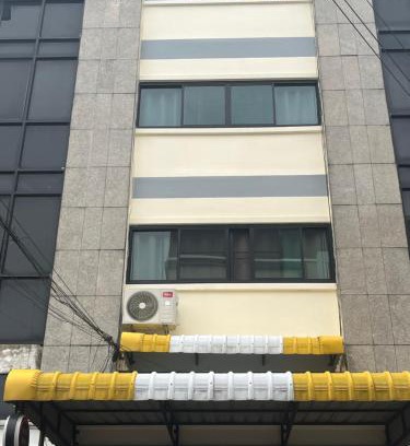 Khlong Toei Apartment | Prism House Thonglor- Affordable, Smart Stay in Sukhumvit