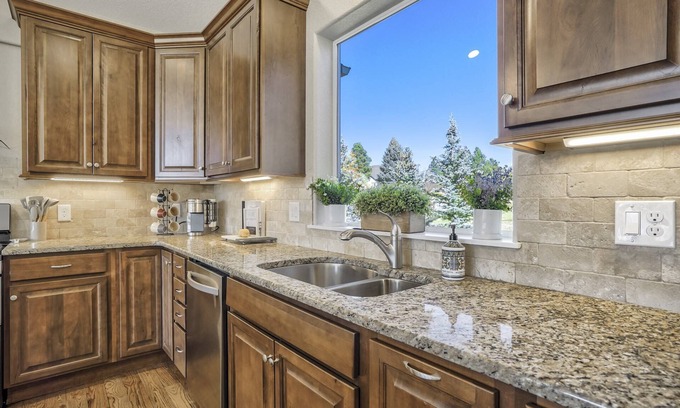 Gleneagle House | Pristine, Modern Home with Views, Pool Table, Sauna, Exercise Room, WiFi, Fire Places, 3 TVs, Space!