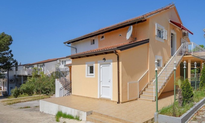 Katoro Apartment | Privacy in the centre of events