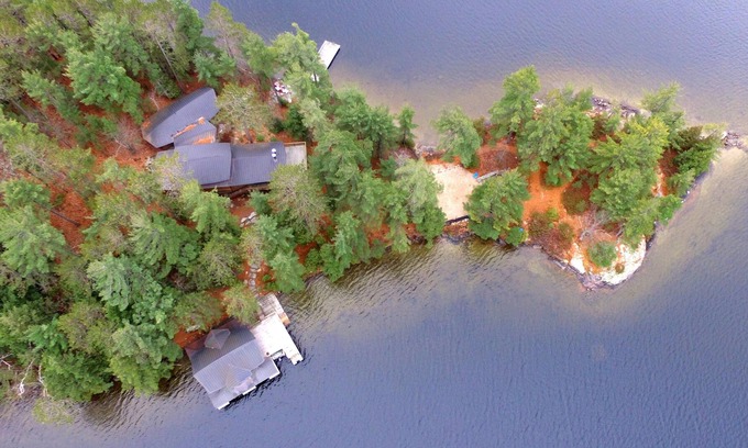 Seguin Cottage | Privacy! Lake Rosseau! A Natural Muskoka Beauty! Sleeps 15! 5 Bath!
