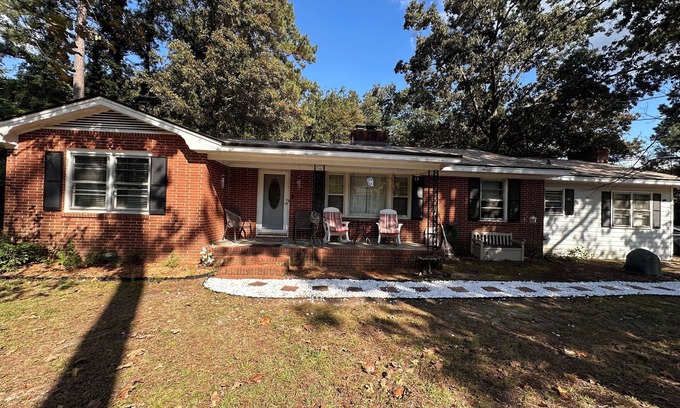 Raleigh House | Private 2BR, 2BA Duplex style home with Living Room Kitchenette
